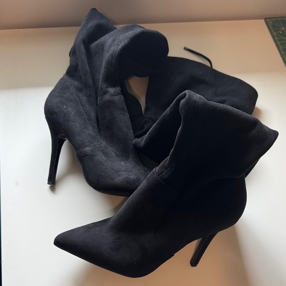 Aldo knee high boots, size 8